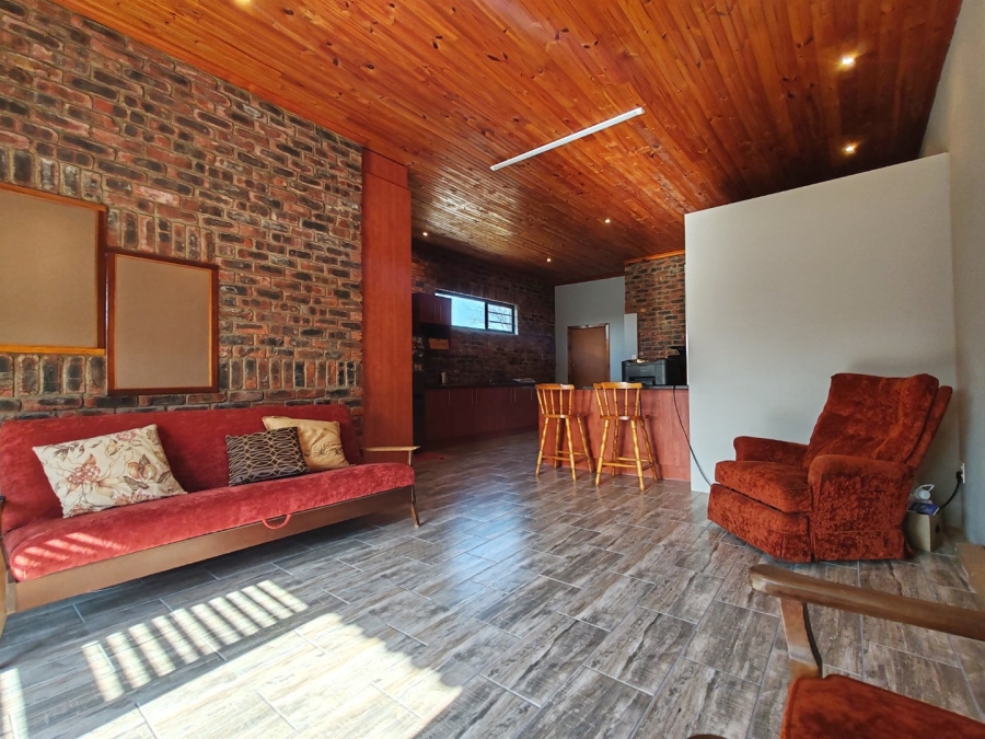  Bedroom Property for Sale in Newton Park Eastern Cape